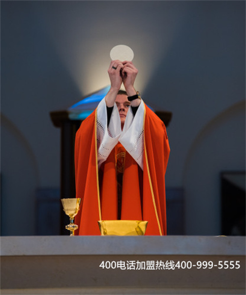 (企業(yè)在400電話辦理中如何更滿意呢)(400電話為企業(yè)鎮(zhèn)守營銷大門)