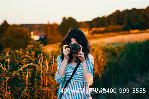 (400營銷電話)(想提高企業形象，怎么進行400電話申請？)