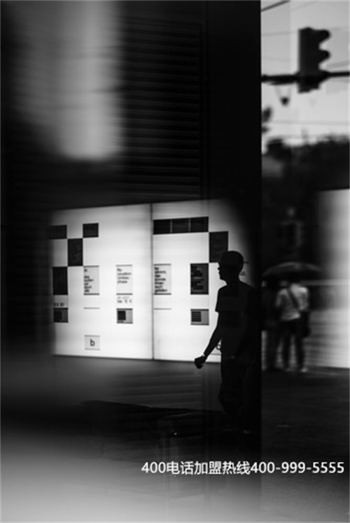 (400電話申請(qǐng)哪個(gè)代理商好)(400電話代理商怎么選擇)